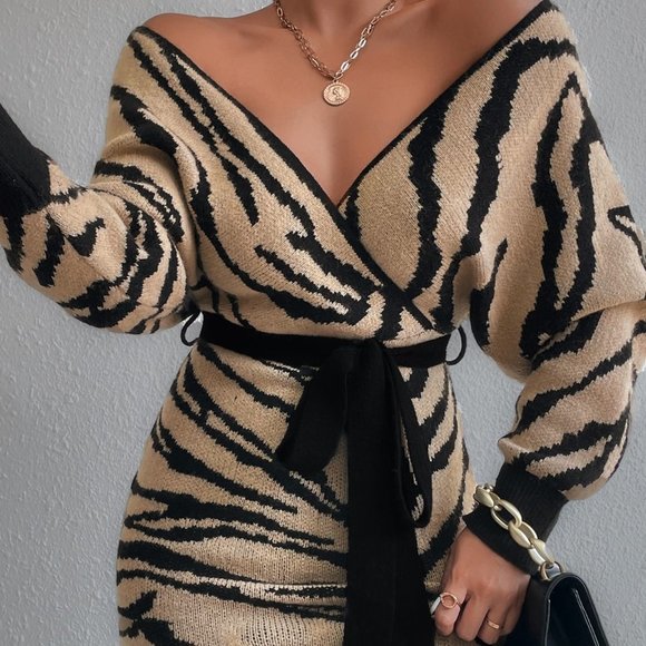 Apricot Preppy Womens Zebra Striped Pattern Batwing Sleeve Belted Sweater Dress - Picture 1 of 5